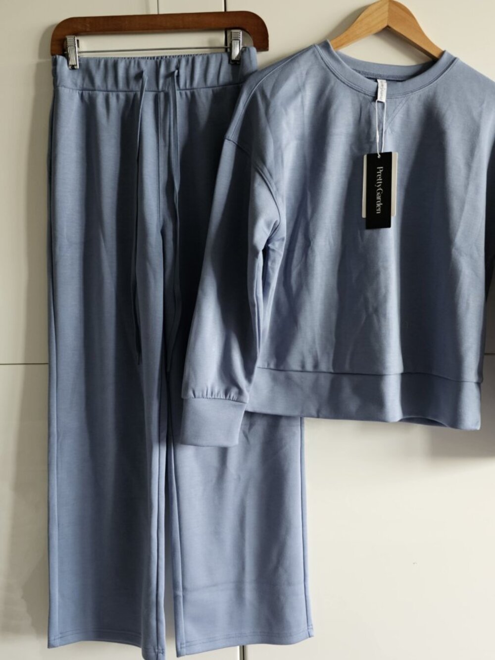 New Pretty Garden 2 Piece Loungewear Tracksuit - Picture 4 of 9